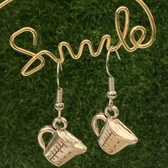 Cooking Earring, Kitchen Earring, Chef Earring, Utensil Earring, Measuring Cup - Picture 3 of 5